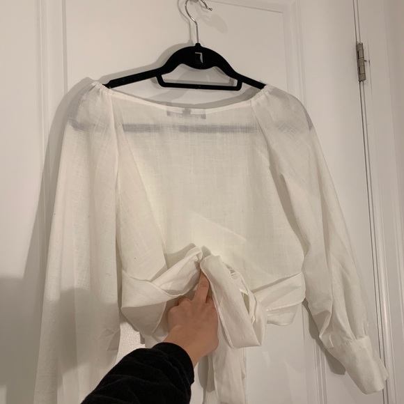 White wrap blouse - Picture 1 of 3